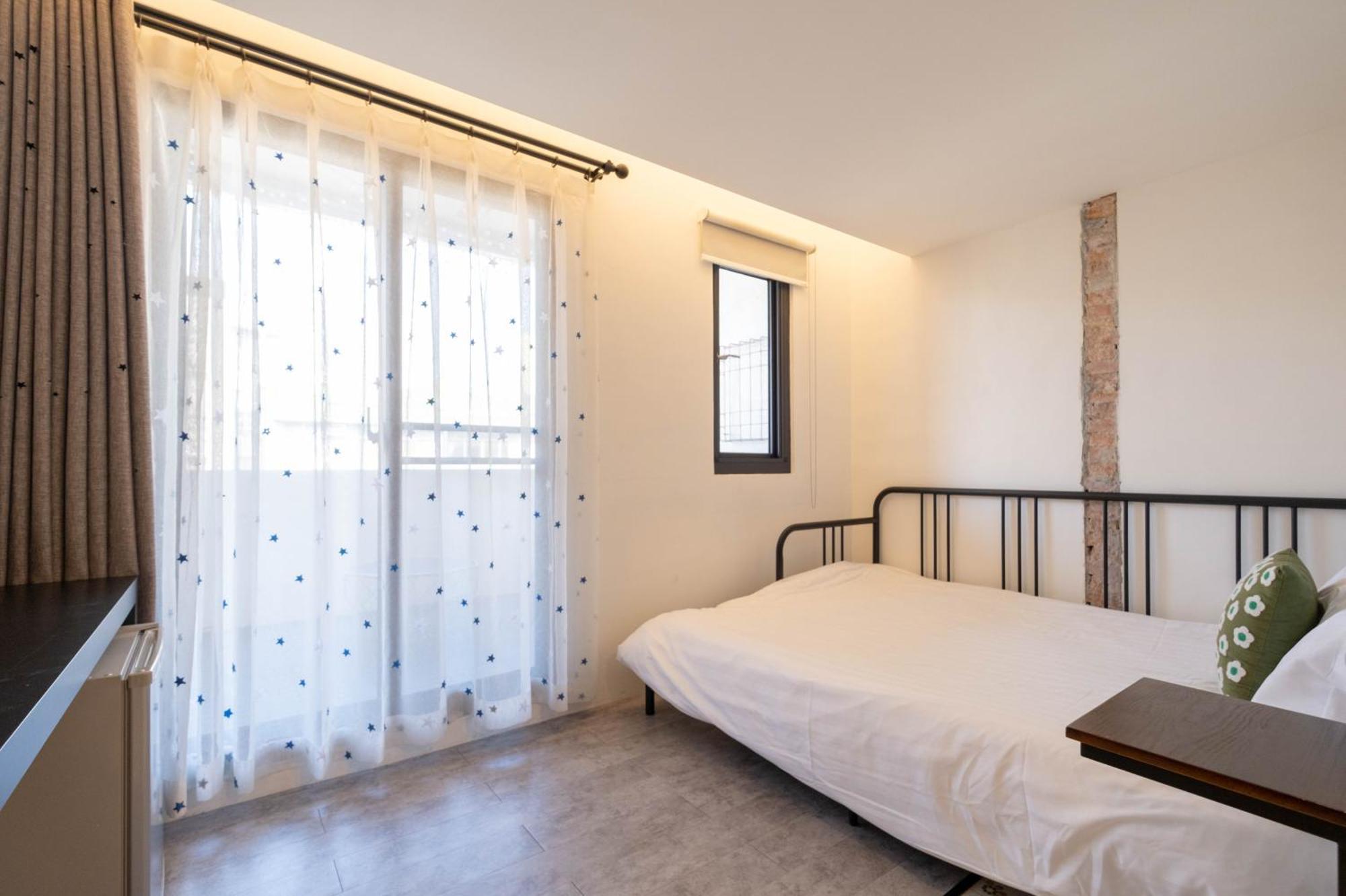 RAITO Hostel Tainan Buitenkant foto