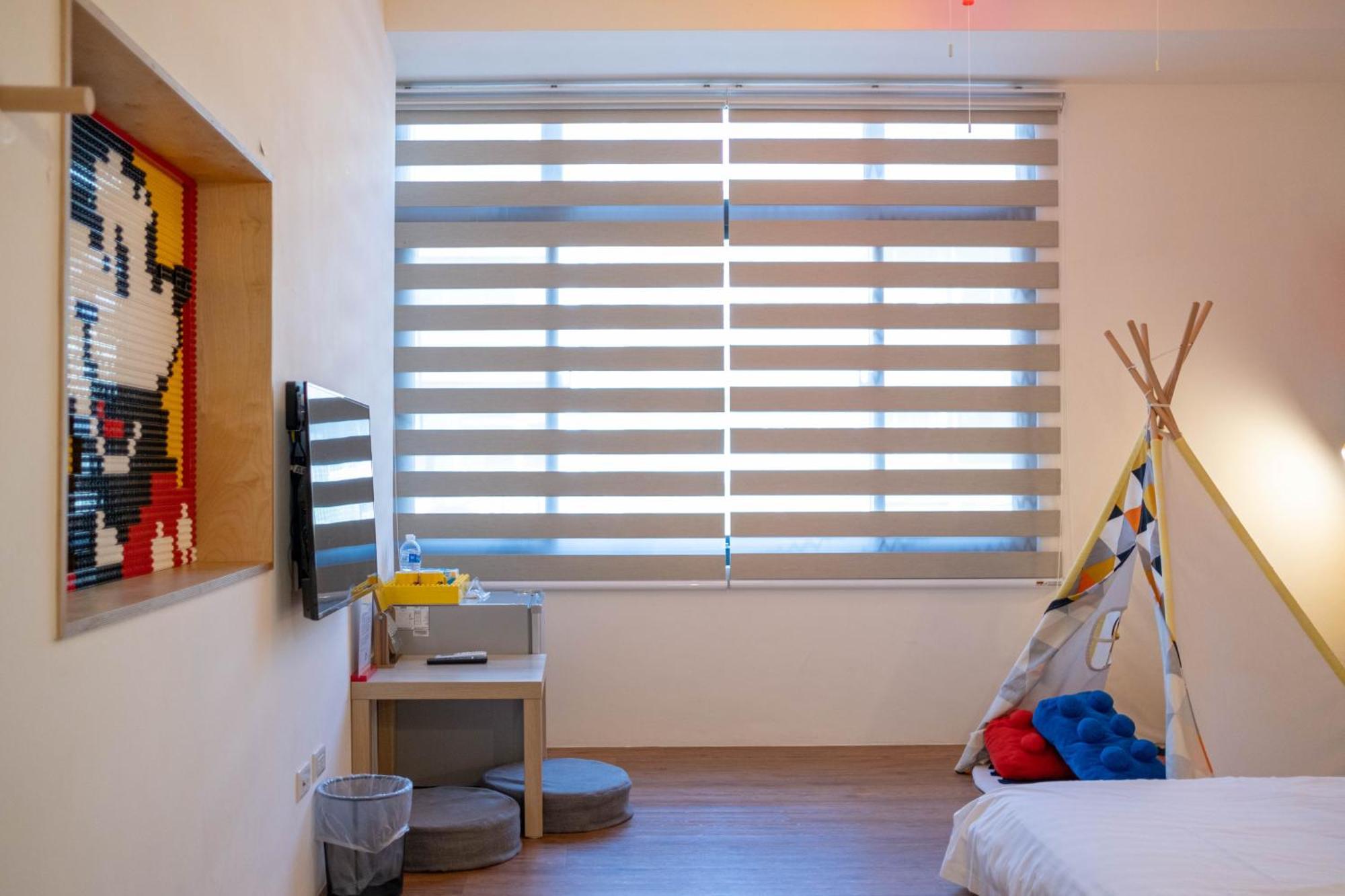 RAITO Hostel Tainan Buitenkant foto